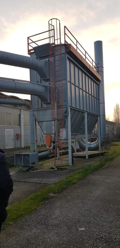 Impianto di aspirazione usato per legno
