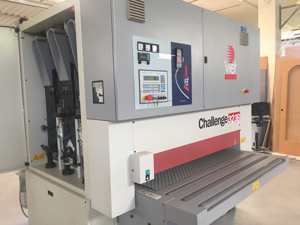 Calibratrice levigatrice usata per legno Viet 323B Ce