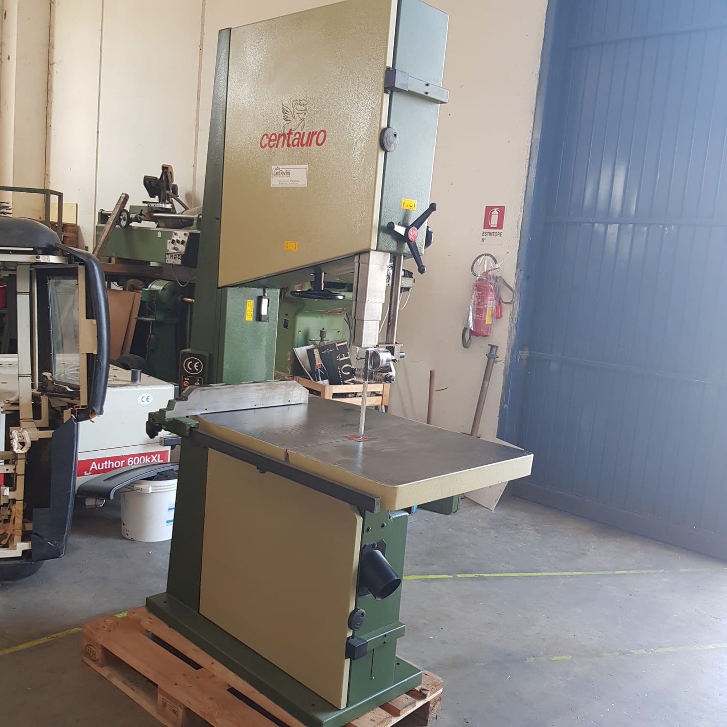 Sega a nastro usata per legno Centauro Co700 Ce