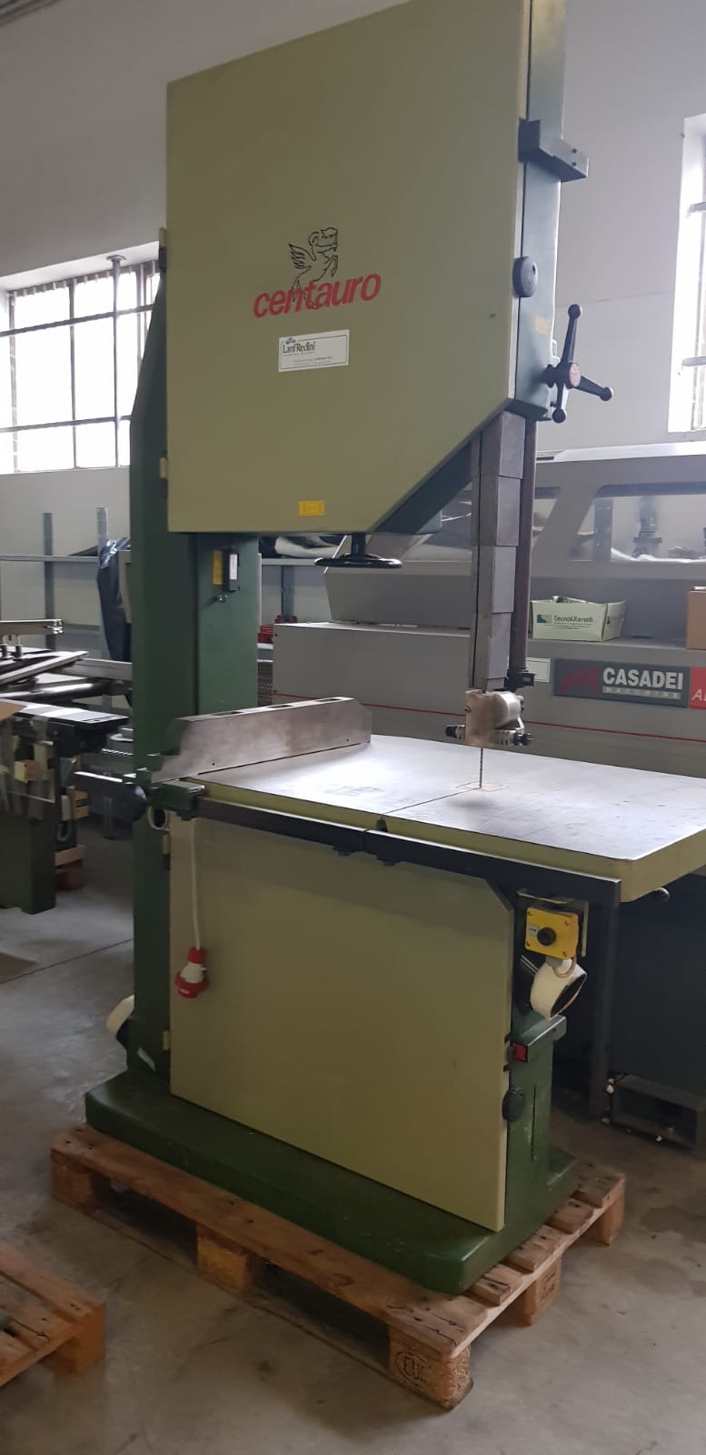 Sega a nastro usata per legno Centauro CL 800-Ce