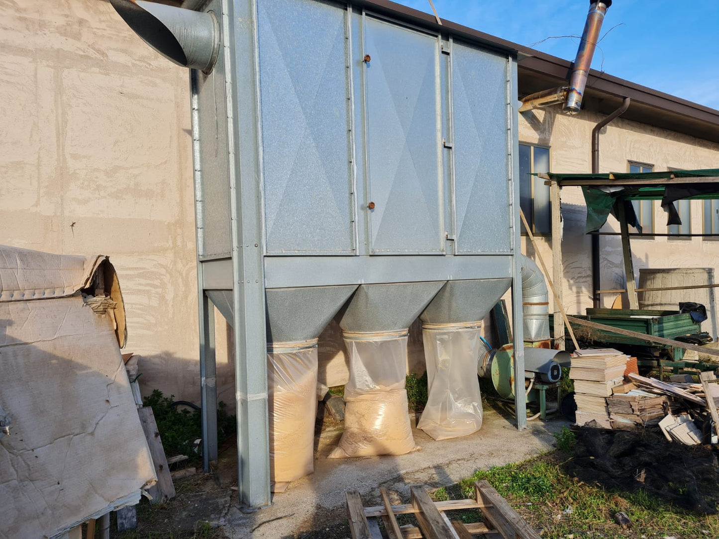 Filtro a 3 sacchi per legno con ventilatore da 15hp