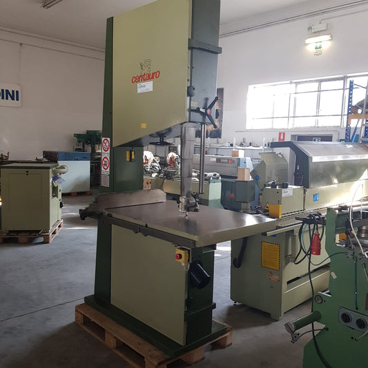 Sega a nastro usata per legno Centauro CL 900 Ce